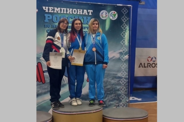 Брянская спортсменка установила 4 рекорда России на Чемпионате России по пауэрлифтингу
