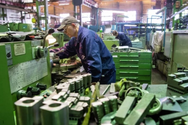 Брянская область помогла запустить импортозамещающее производство в Петербурге