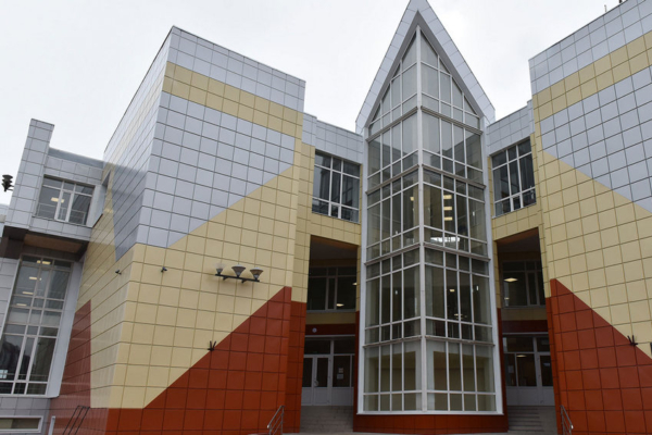 На капремонт основного здания брянского городского лицея № 1 выделено более 111 млн рублей