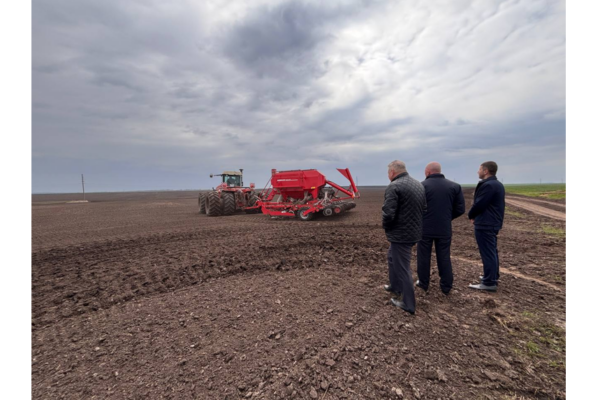 Брянские аграрии поделились опытом на полях Карачевского района