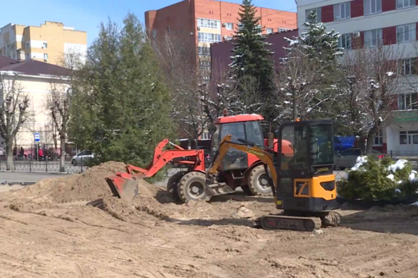 В Клинцах началась реконструкция главной площади города