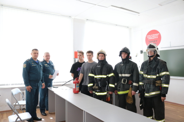 Комаричские школьники в игровой форме оттачивали навыки ОБЗР