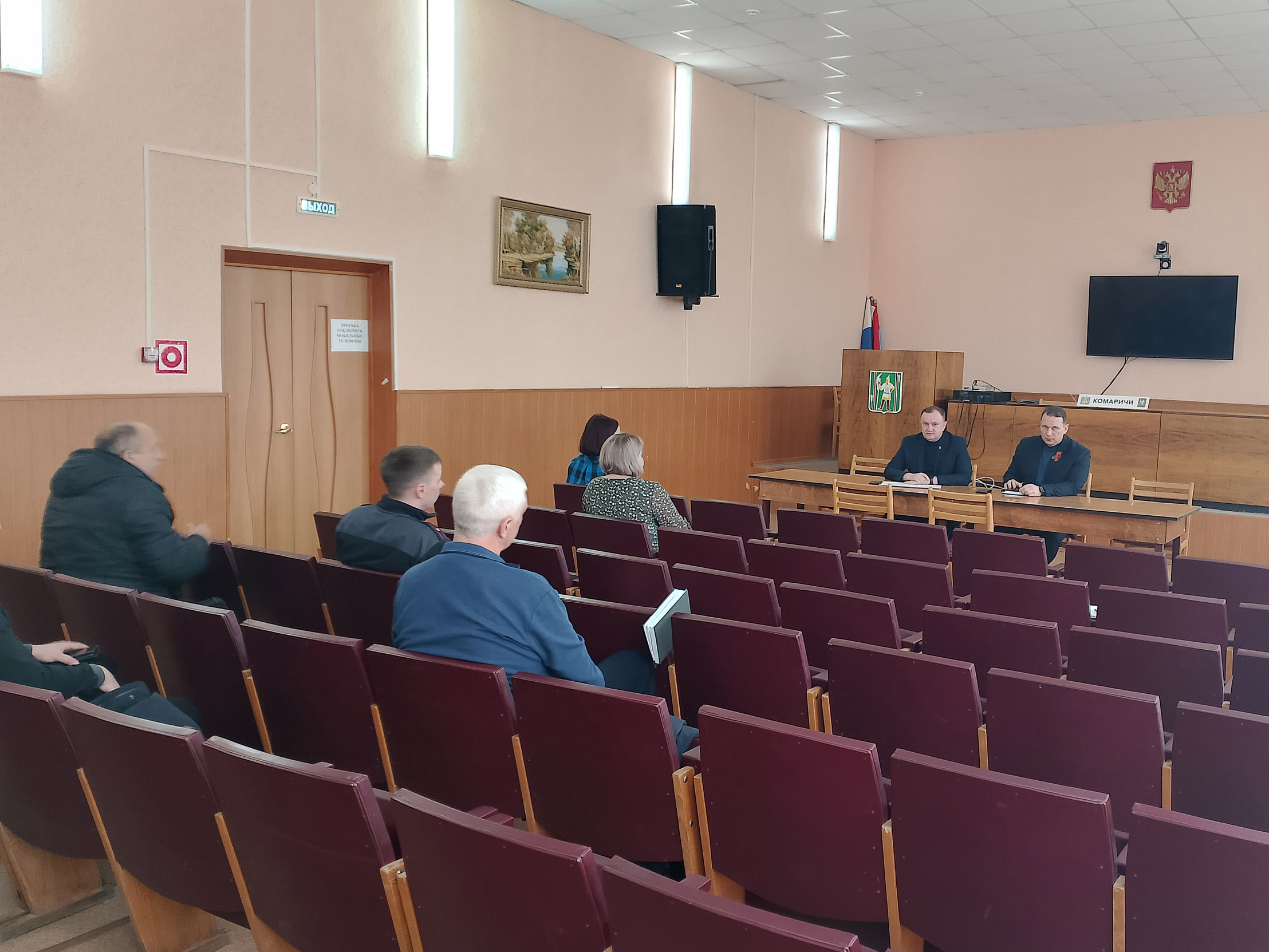 Ремонт дорог муниципалитета –  среди первостепенных задач властей Комаричского района