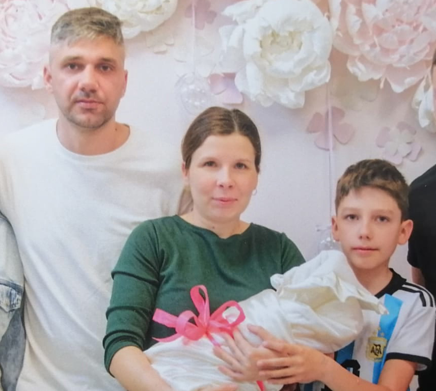 В семье Андрея и Оксаны Ольховских радостнное событие — родилась доченька Аделина