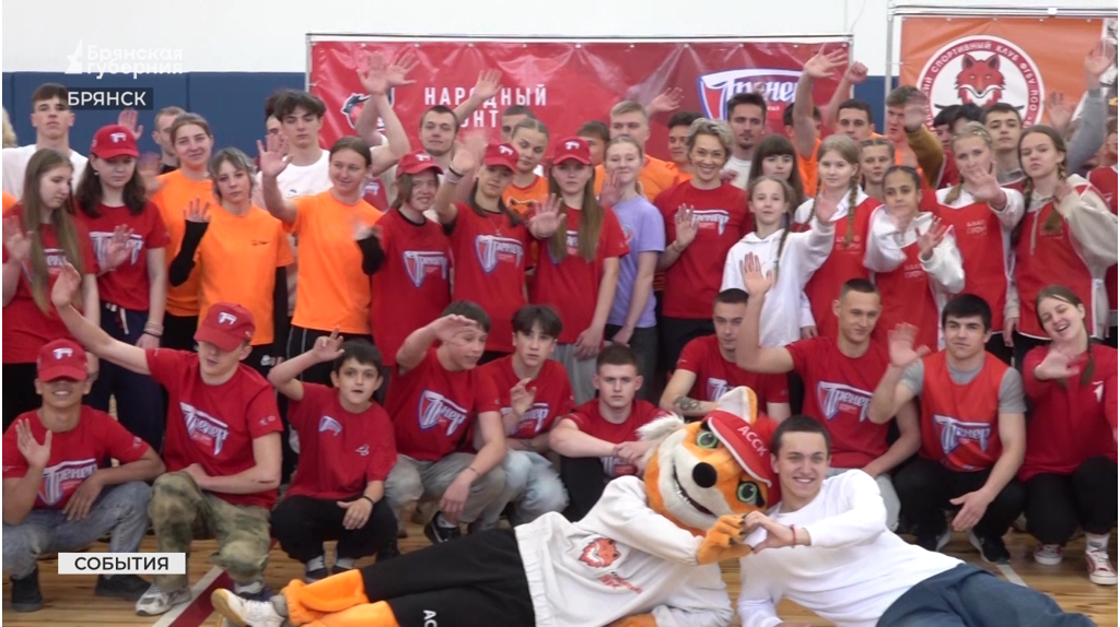 В Брянске в  рамках федерального проекта «Тренер» Народного фронта знаменитая  спортсменка биатлонистка Ольга Зайцева провела мастер-класс 