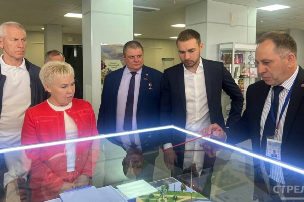 В Брянске депутаты комитета Госдумы по физкультуре и спорту посетили Дворец единоборств