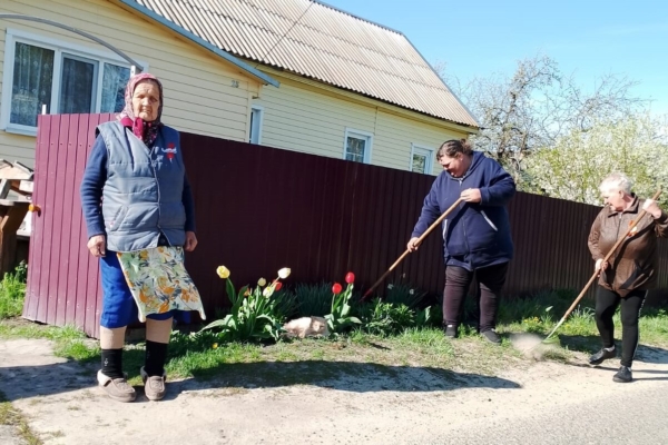 В Комплексном центре социального обслуживания населения Комаричского района» проходит акция «Забота и внимание ветеранам»