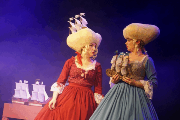 В Брянске «Славянские театральные встречи» завершились спектаклем «Пётр I – жизнь и деяния»