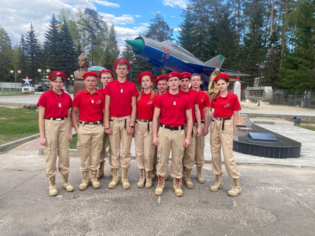 Юнармейцы  Бочаровской школы приняли участие в региональном этапе Всероссийской военно-патриотической игры «Зарница 2.0». 