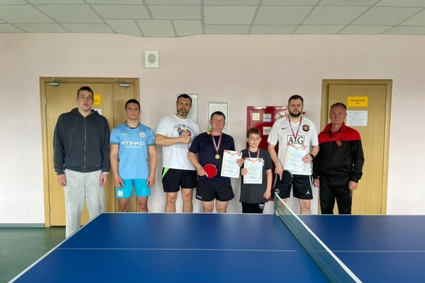 В Комаричском ФОКе прошел открытый турнир по настольному теннису, посвященный 80-летию Великой Победы