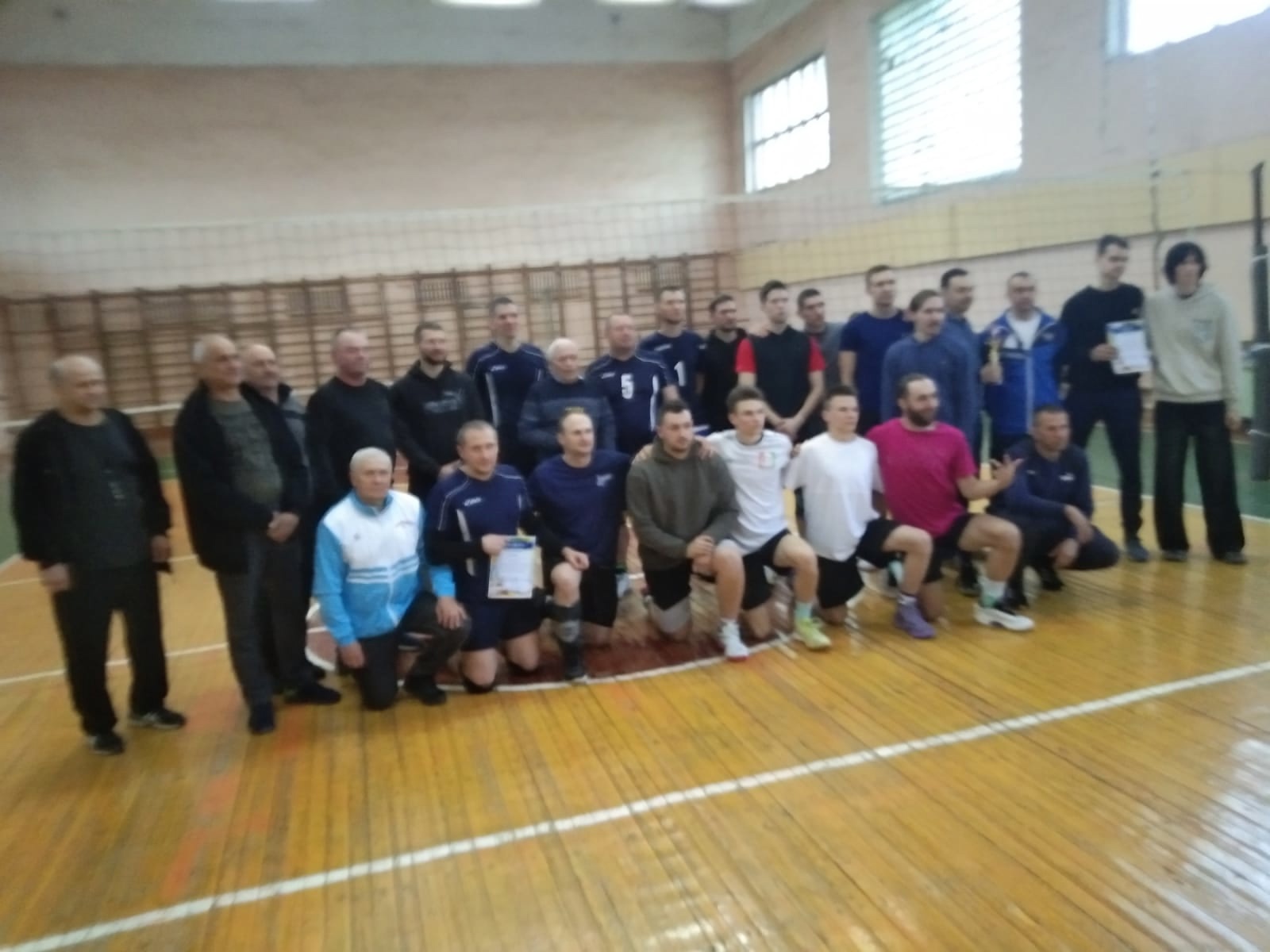 Комаричские волейболисты вернулись с турнира с победой