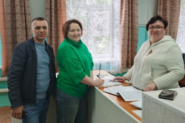 Областной материнский  капитал – это возможность для комаричских многодетных семей  реализовать свои планы