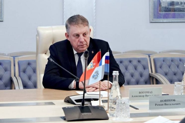 Александр Богомаз провел рабочую встречу с руководителем Федерального дорожного агентства