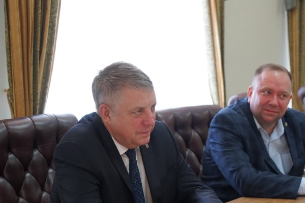 В Брянске во Дворце единоборств проходит шахматный фестиваль