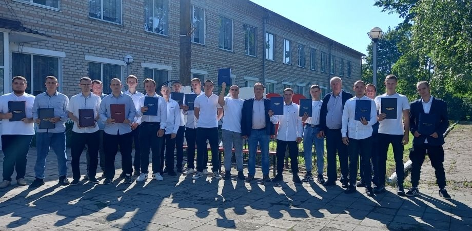 В Комаричском механико-технологическом техникуме состоялись итоговые защиты квалификационных работ у учащихся по направлению «Обслуживание и ремонт агротехнических средств и оборудования»