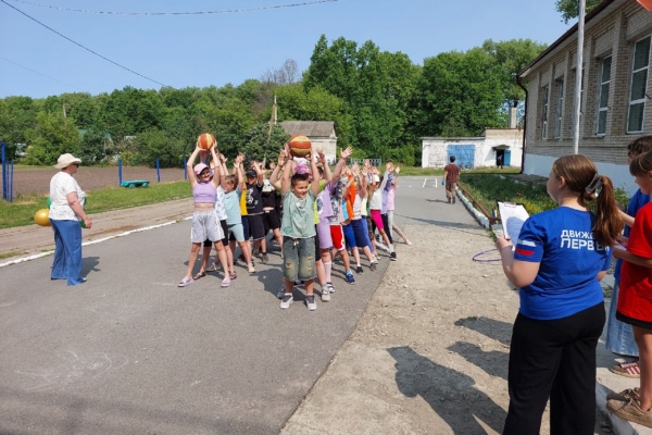 В Комаричском районе начали работать пришкольные лагеря дневного пребывания