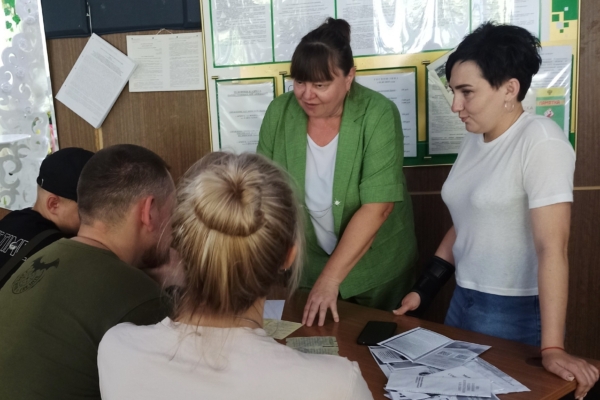 В Комаричском районе прошла важная встреча, посвященная правовой поддержке семей