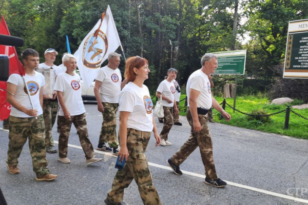 В Брянск приехали участники автопробега «Дорогой отцов»
