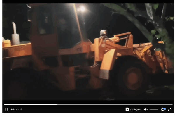 В брянском поселке Климово быстро устраняют последствия урагана