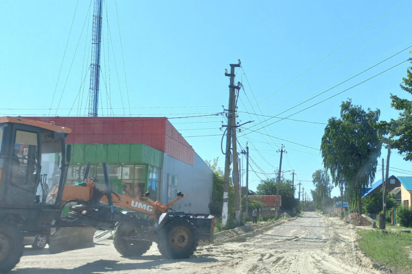 В Жуковке Брянской области улицу Первомайскую готовят к асфальтированию