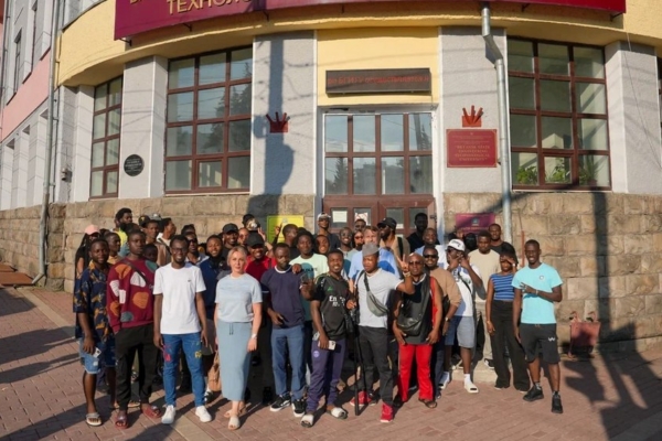 В Брянске появилась блогерская школа «От Килиманджаро до Десны»