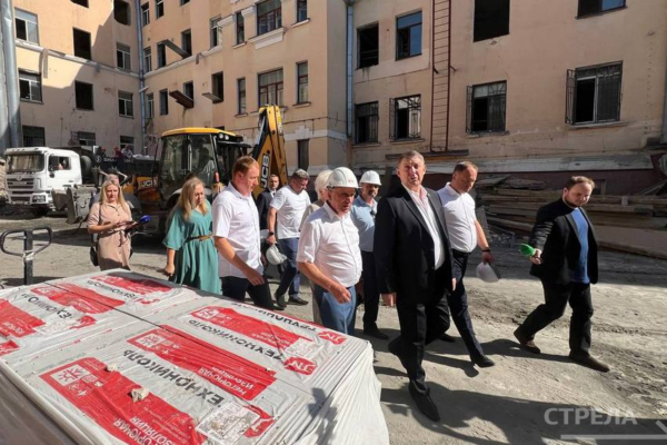 Губернатор Александр Богомаз посетил филиал Сеченовского университета в Брянске