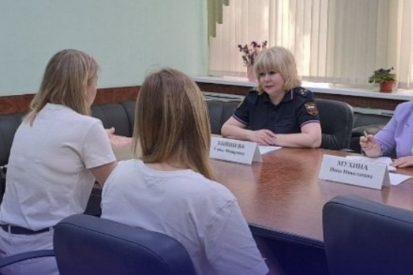 Главный пристав Брянской области и детский омбудсмен провели прием граждан