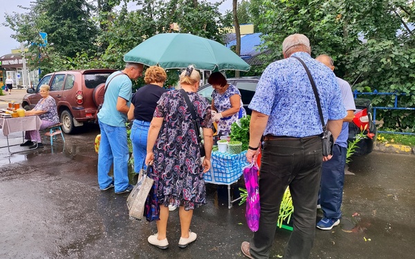 В Брянске продолжают работать ярмарки выходного дня