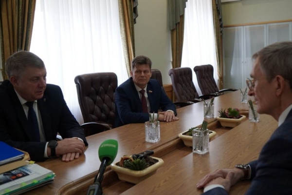 Глава Брянщины провел рабочую встречу с членом Центрального избиркома РФ Николаем Левичевым