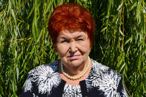 Искренняя улыбка и доброе сердце:  славный юбилей комаричанки Лидии Исааковны Артюховой