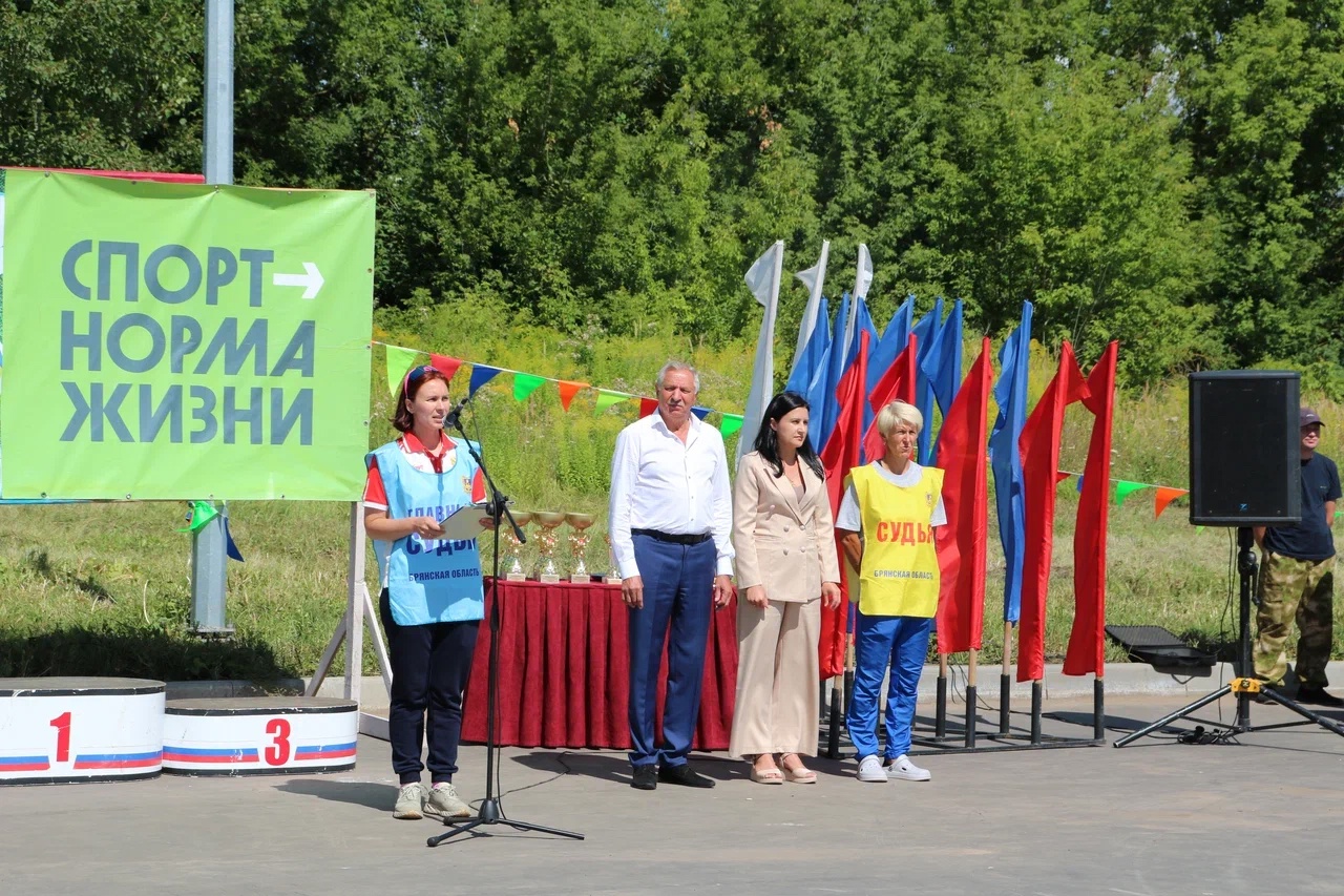 В Стародубе стартовал областной турнир по лыжным гонкам
