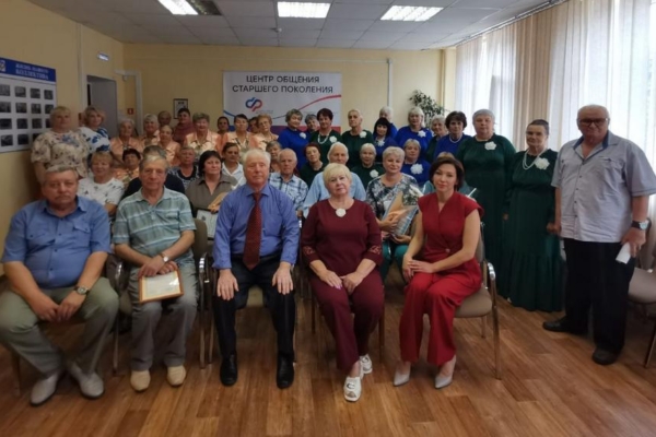 В Стародубском округе чествовали юбиляров-общественников