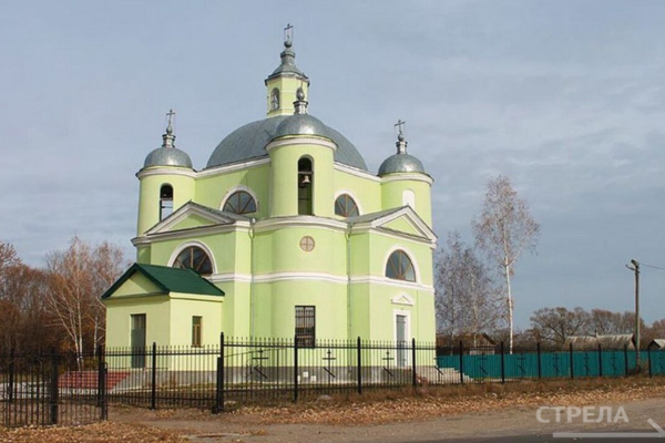 В Погарском районе благоустроили дворовые территории и отремонтировали здание автовокзала