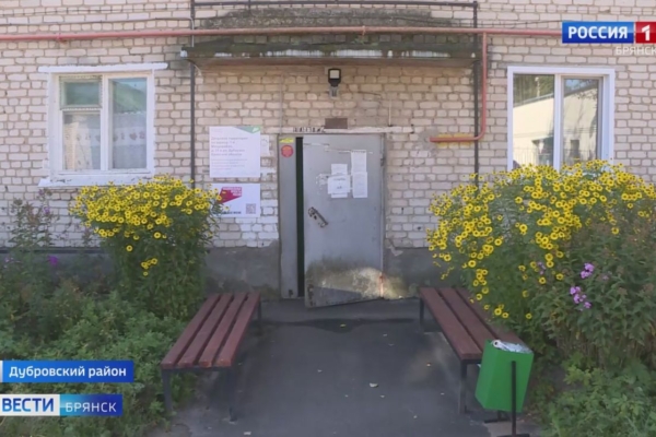 Завершен ремонт дворовых территорий в Дубровском районе