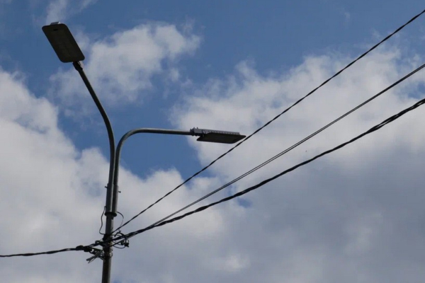 В Клинцах обновляют уличное освещение