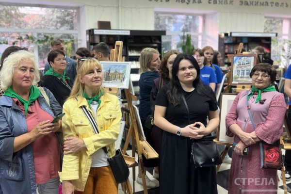 В «Брянсккниге» открылась выставка работ молодых художников