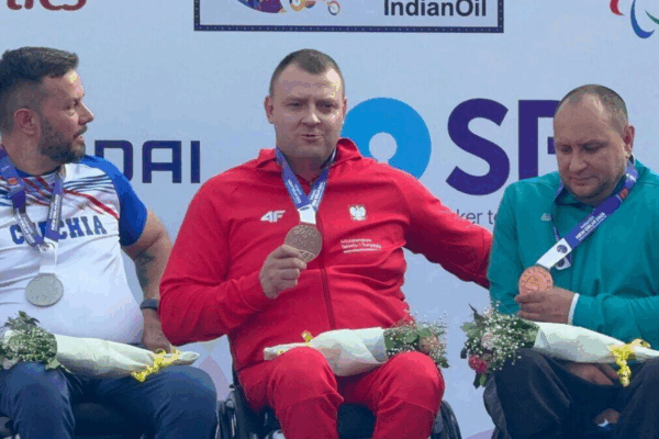 Брянский параатлет завоевал серебро на чемпионате мира для России