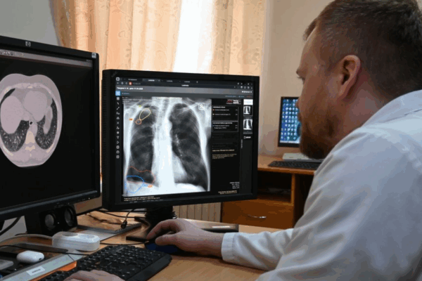 ИИ на страже здоровья: брянские врачи получили цифрового ассистента