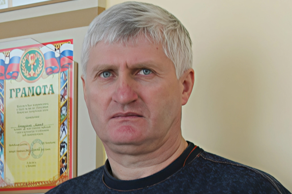 Педагог Комаричского механико-технологического техникума Владимир Александрович Кирюхин «Почетный работник начального профессионального образования»