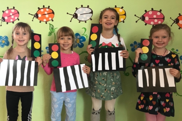 В Комаричском детском саду №3 прошел урок в  по безопасности