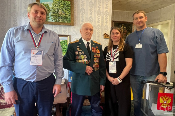 В Брянске проголосовал ветеран Великой Отечественной войны Николай Редикульцев