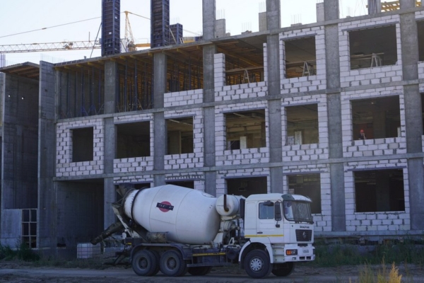 В Брянске строится еще одна школа на 1225 учеников