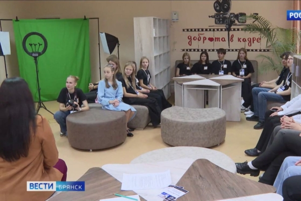 В брянской гимназии №3 открылась обновленная медиастудия 15 Октябрь 2025