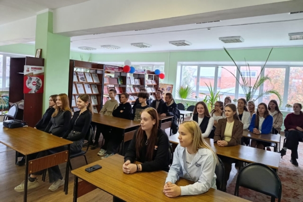 Комаричские школьники расширили знания о Сергее Ожегове