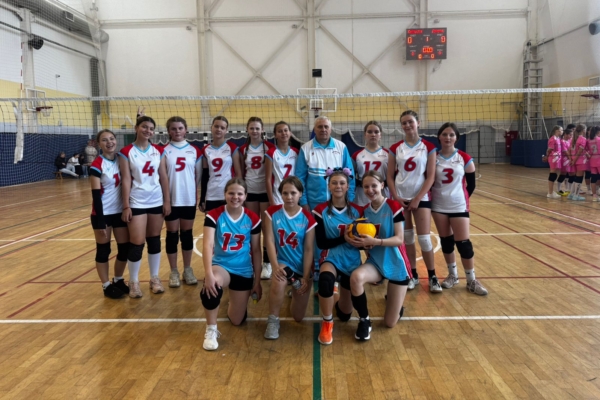 Сборная команда девушек Комаричской СШ «Юность» заняла призовое место в Первенстве Брянской области-2025 г по волейболу