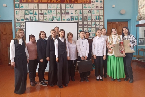 В Комаричском краеведческом музее состоялся конкурс юных экскурсоводов образовательных учреждений района