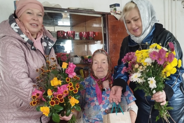 Работники культуры Марьинского поселения провели акцию «День добра и уважения»