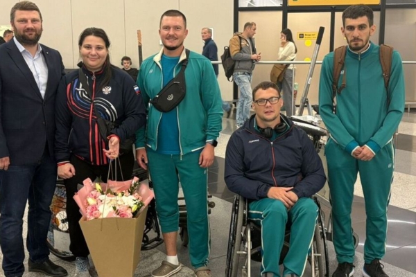 Губернатор Александр Богомаз поздравил брянских паралимпийцев с победами