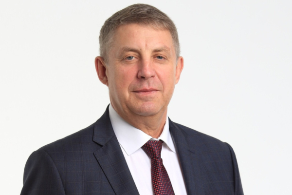 Губернатор Александр Богомаз поздравил брянских работников и ветеранов дорожного хозяйства