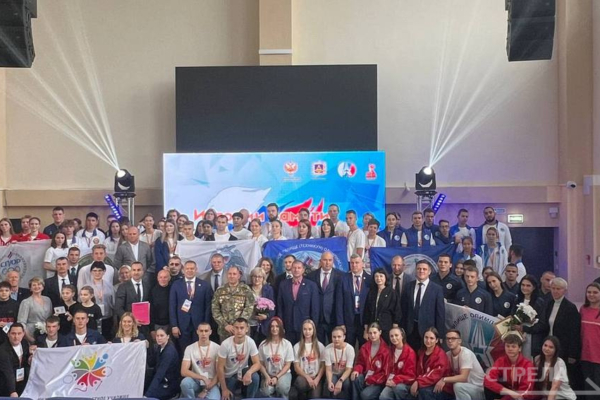 В Брянске стартовал молодежный марафон «Истории памяти и славы»